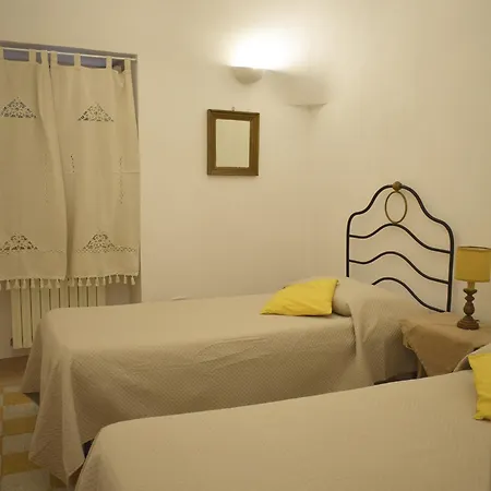 Guestrulli Apartment *