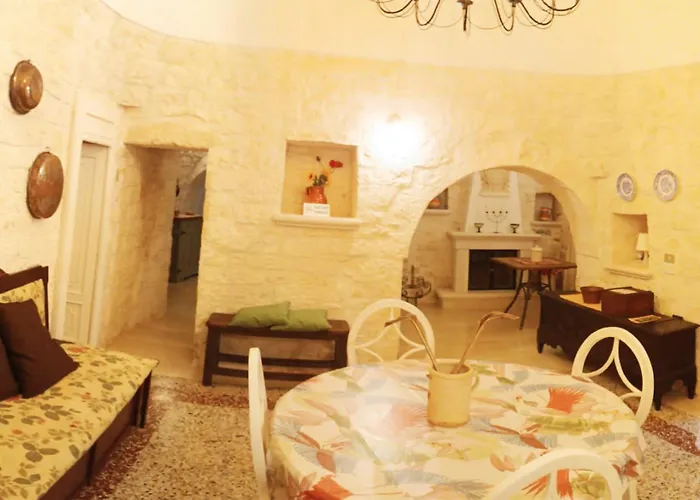 Guestrulli Charme E Tradizione Nella Valle D'itria 로코로톤도